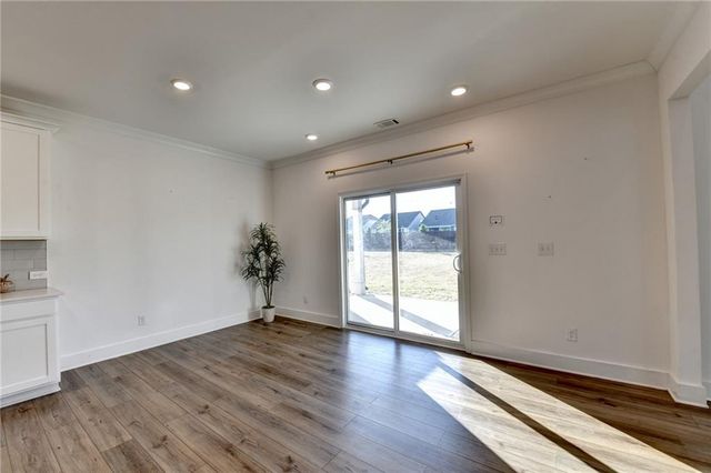 659 Caryle Trail Lane, Loganville, GA 30052