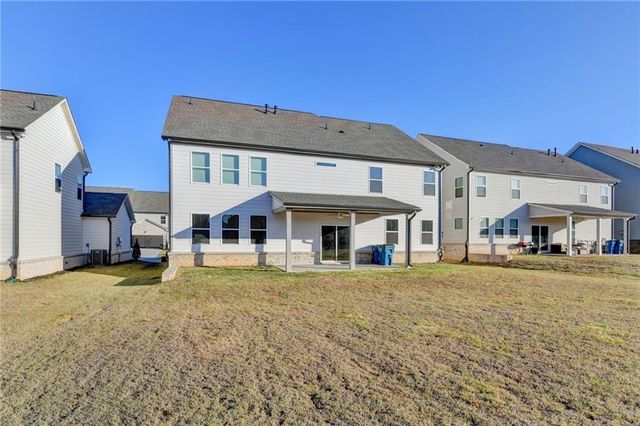 659 Caryle Trail Lane, Loganville, GA 30052