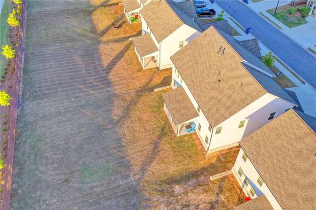 659 Caryle Trail Lane, Loganville, GA 30052