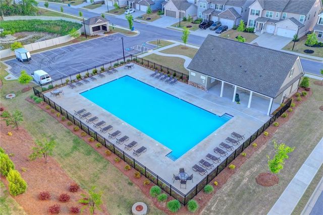 659 Caryle Trail Lane, Loganville, GA 30052