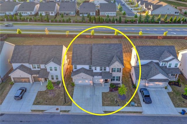 659 Caryle Trail Lane, Loganville, GA 30052