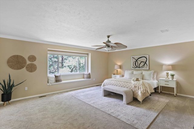 1920 S Rocky Ridge Dr, Spokane Valley, WA 99212
