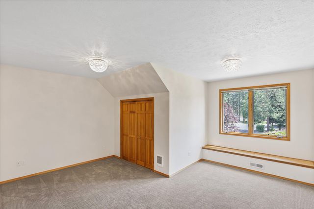 1920 S Rocky Ridge Dr, Spokane Valley, WA 99212