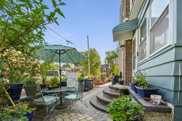 371 Raleigh Rd, Rahway City, NJ 07065