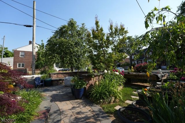 371 Raleigh Rd, Rahway City, NJ 07065