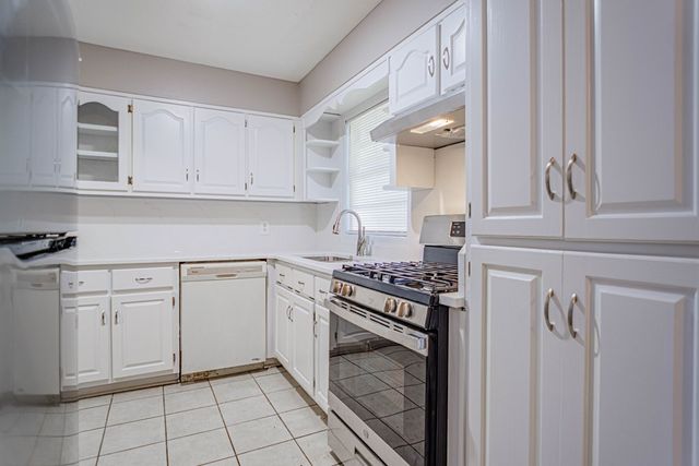 1300 23rd Court, Phenix City, AL 36854