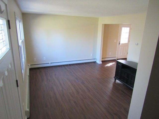 375 Whitehall Road, Hooksett, NH 03106