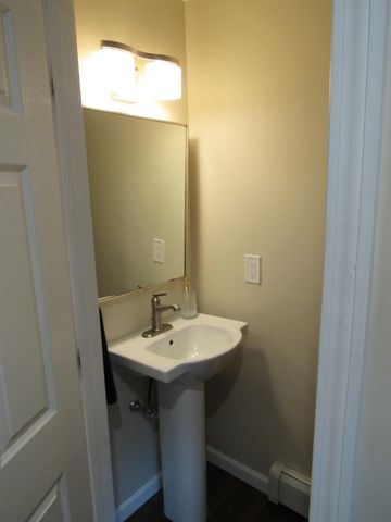 375 Whitehall Road, Hooksett, NH 03106
