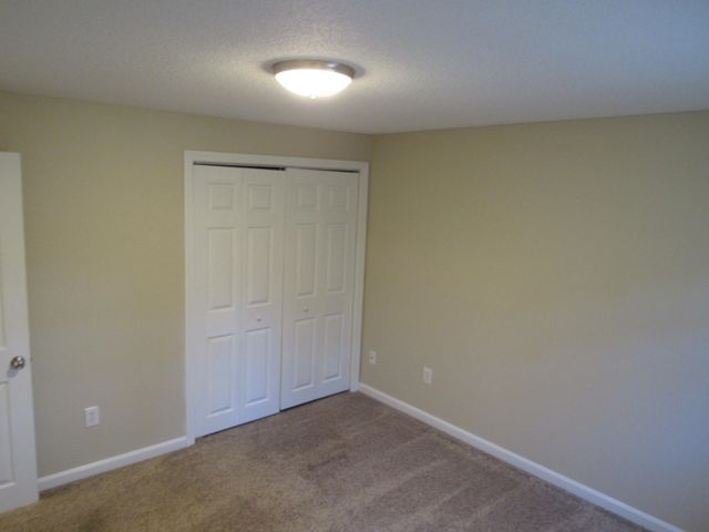 375 Whitehall Road, Hooksett, NH 03106