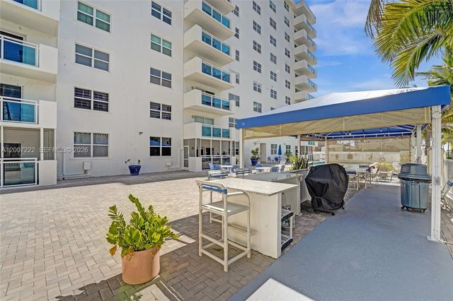 1701 S Ocean Dr 105, Hollywood, FL 33019