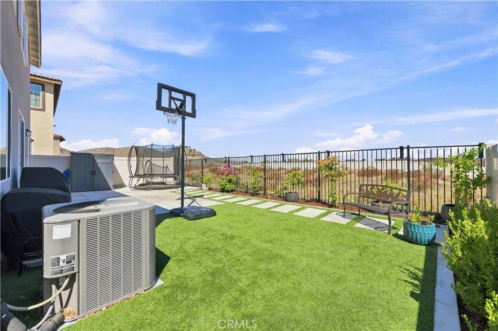 30108 Arroyo Springs, Murrieta, CA 92563 — exterior