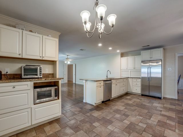 3731 Vancouver Drive, Dallas, TX 75229