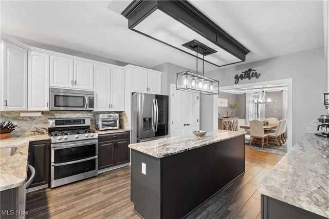 1573 Lancaster SE, Canton, OH 44709