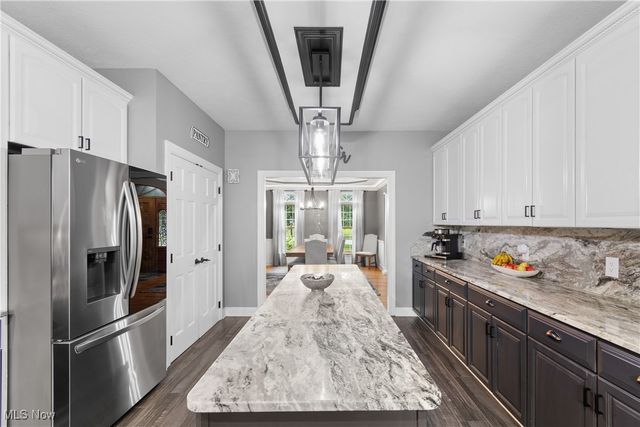 1573 Lancaster SE, Canton, OH 44709