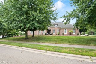 1573 Lancaster SE, Canton, OH 44709