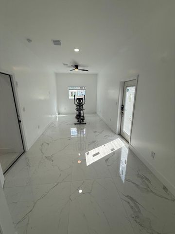 6319 Southgate Boulevard, Margate, FL 33068