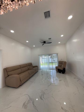6319 Southgate Boulevard, Margate, FL 33068