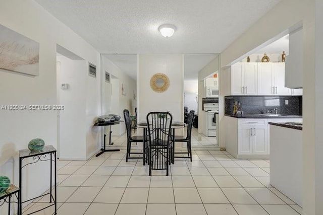 2145 Pierce St 326, Hollywood, FL 33020