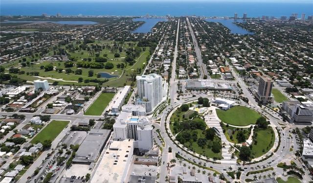 2145 Pierce St 326, Hollywood, FL 33020