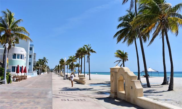 2145 Pierce St 326, Hollywood, FL 33020