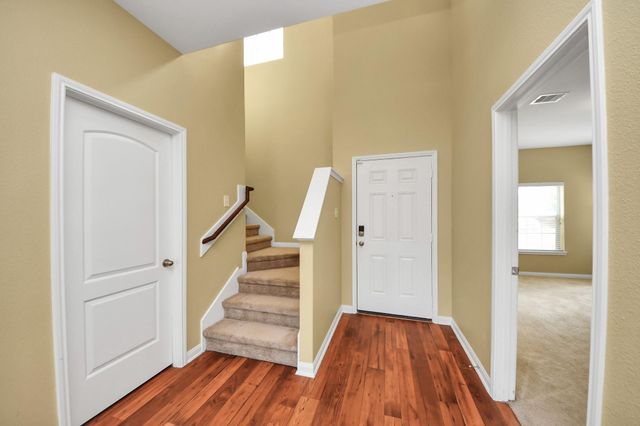 6915 Primrose Road, Baytown, TX 77521