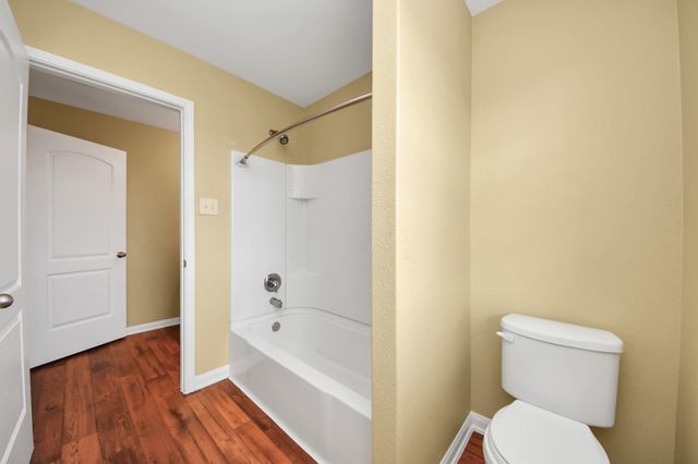 6915 Primrose Road, Baytown, TX 77521