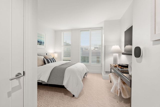 380 Harrison Ave 1118, Boston, MA 02118