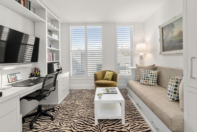 380 Harrison Ave 1118, Boston, MA 02118
