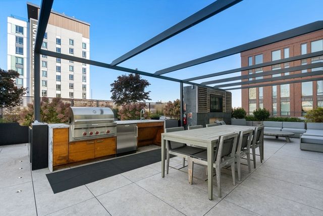380 Harrison Ave 1118, Boston, MA 02118