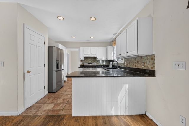 9 Arbor Drive, Shrewsbury, MA 01545