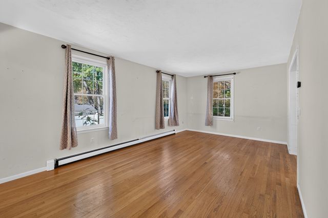 9 Arbor Drive, Shrewsbury, MA 01545
