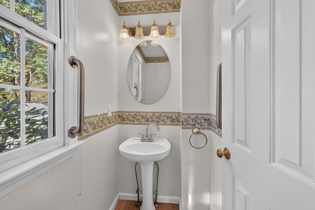9 Arbor Drive, Shrewsbury, MA 01545