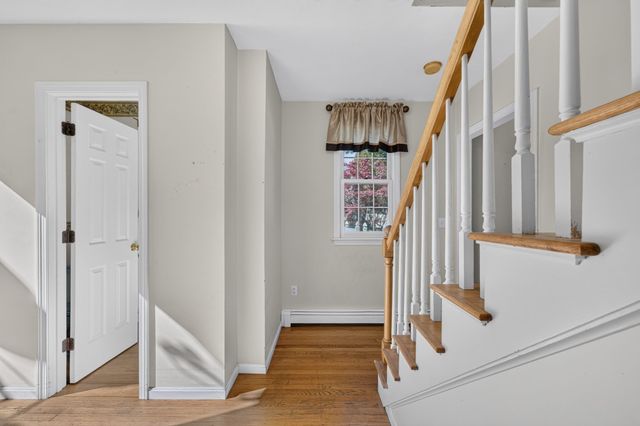 9 Arbor Drive, Shrewsbury, MA 01545