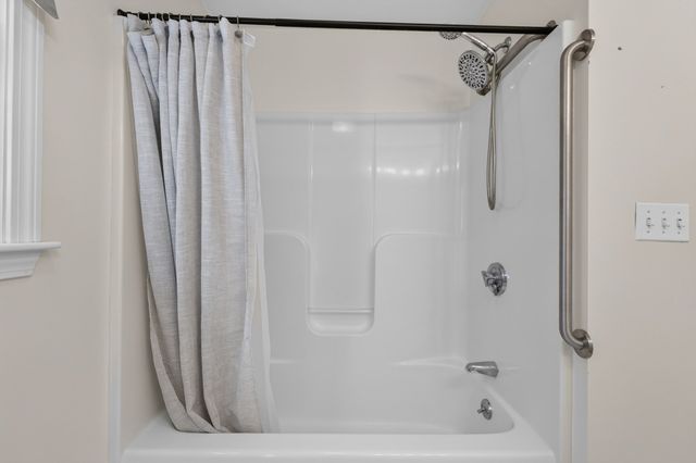 9 Arbor Drive, Shrewsbury, MA 01545