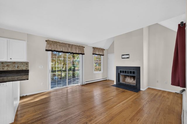 9 Arbor Drive, Shrewsbury, MA 01545