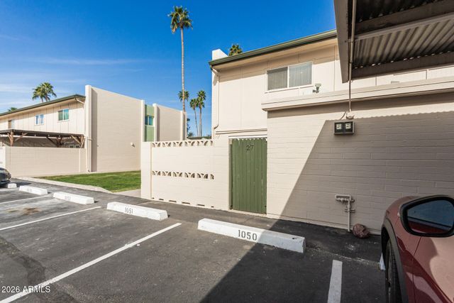 6040 N 15TH Street 27, Phoenix, AZ 85014