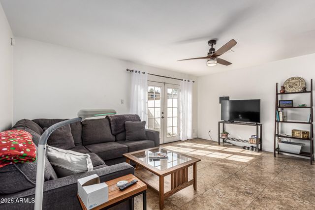 6040 N 15TH Street 27, Phoenix, AZ 85014