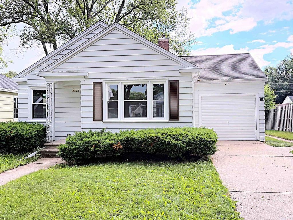 1133 MARQUETTE AVENUE, Green Bay, WI 54304