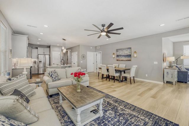 10244 Ironwood Lane, Rogers, MN 55374