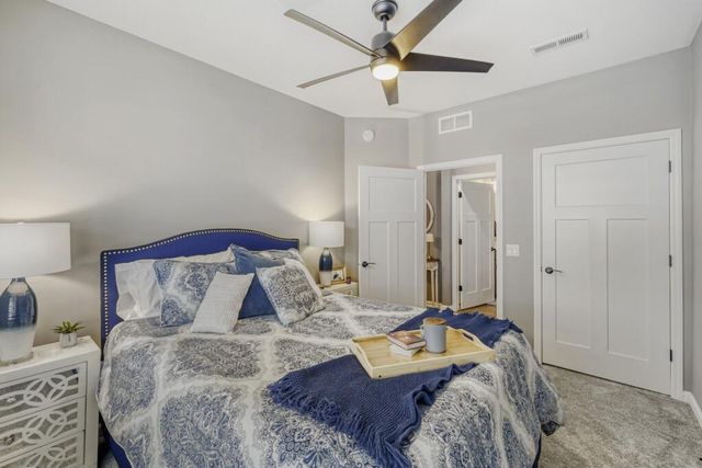 10244 Ironwood Lane, Rogers, MN 55374