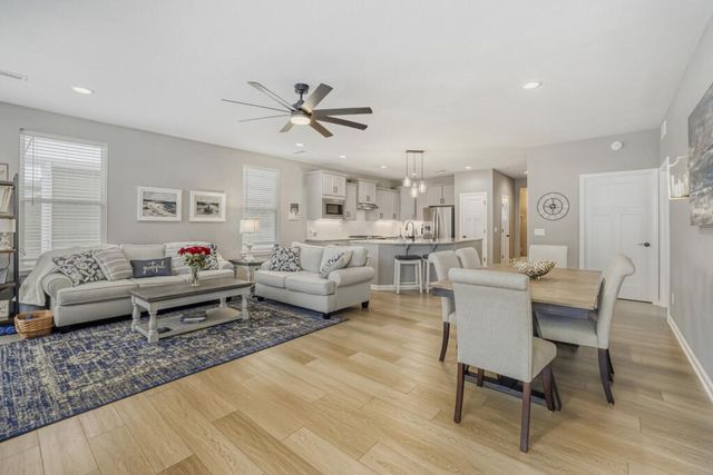 10244 Ironwood Lane, Rogers, MN 55374