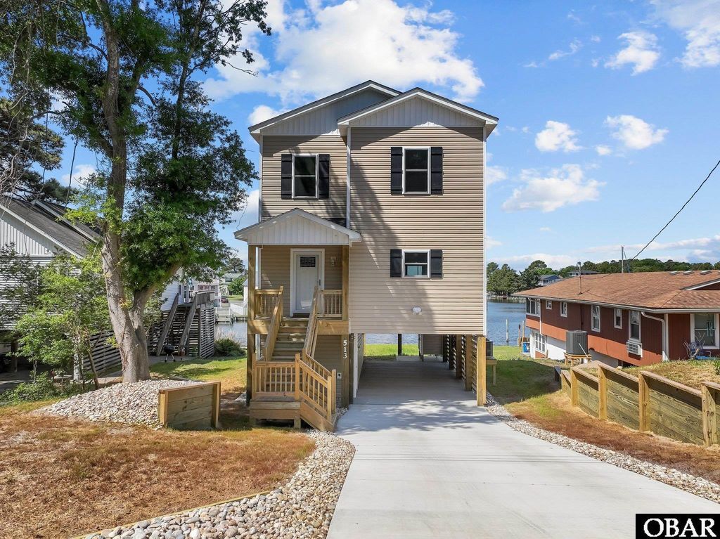 Image 1 of property listing at 513 Colington Drive Lot 1, Kill Devil Hills, NC 27948