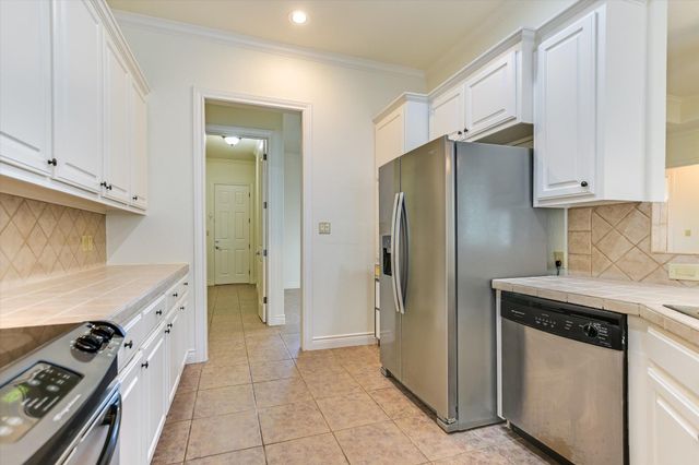 1308 Hi Circle N, Horseshoe Bay, TX 78657