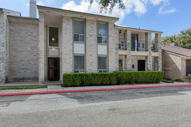 11303 Vance Jackson Rd Apt G4, San Antonio, TX 78230