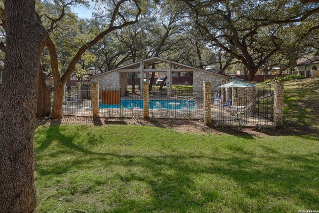 11303 Vance Jackson Rd Apt G4, San Antonio, TX 78230