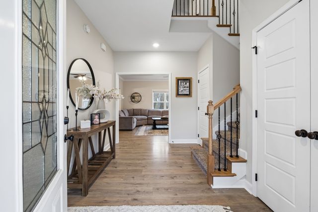 1033 Brightwood Ct, Clarksville, TN 37043