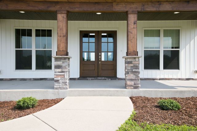 1174 Abiff Rd, Bon Aqua, TN 37025