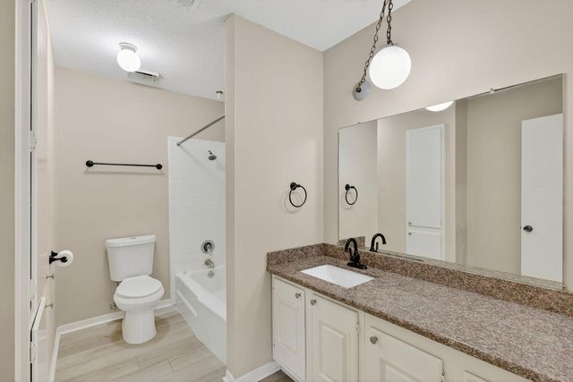 10351 Briar Forest Drive, Houston, TX 77042