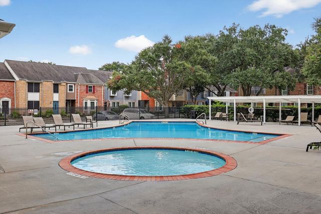 10351 Briar Forest Drive, Houston, TX 77042