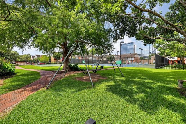 10351 Briar Forest Drive, Houston, TX 77042